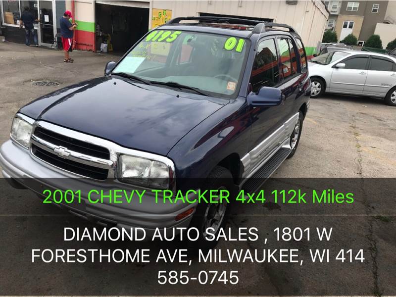 2001 Chevrolet Tracker for sale at DIAMOND AUTO SALES LLC in Milwaukee WI