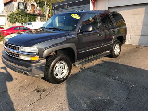 2005 Chevrolet Tahoe for sale at DIAMOND AUTO SALES LLC in Milwaukee WI