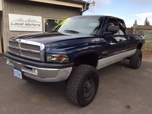 2001 Dodge Ram Pickup 2500 for sale at Local Motors in Bend OR