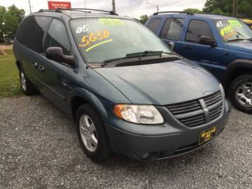 2005 Dodge Grand Caravan for sale at H & H Auto Sales in Athens TN
