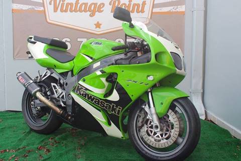 2001 Kawasaki ZX7R for sale at Vintage Point Corp in Miami FL