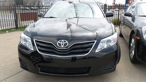 2011 Toyota Camry for sale at Minuteman Auto Sales in Saint Paul MN