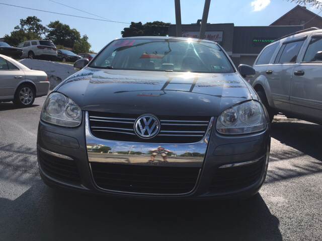 2007 Volkswagen Jetta for sale at Intown Auto Mart in Erie PA