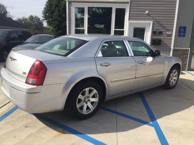 2006 Chrysler 300 for sale at Intown Auto Mart in Erie PA