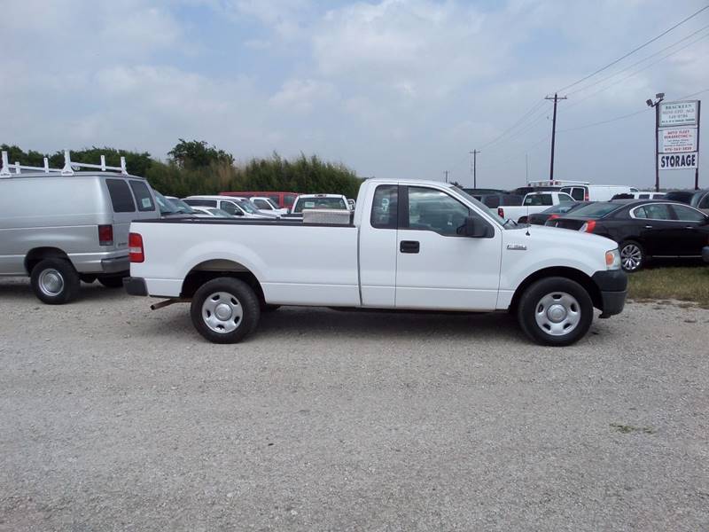 2005 Ford F-150 for sale at AUTO FLEET REMARKETING, INC. in Van Alstyne TX