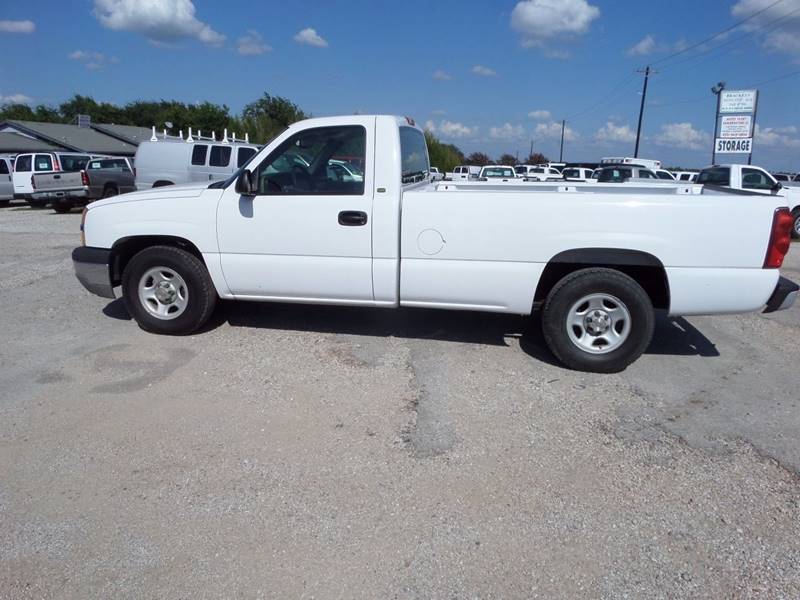 2003 Chevrolet Silverado 1500 for sale at AUTO FLEET REMARKETING, INC. in Van Alstyne TX