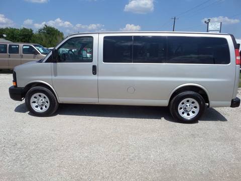 2009 Chevrolet Express Passenger for sale at AUTO FLEET REMARKETING, INC. in Van Alstyne TX