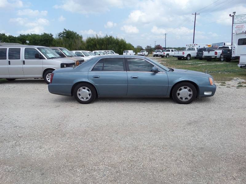 2000 Cadillac DeVille for sale at AUTO FLEET REMARKETING, INC. in Van Alstyne TX