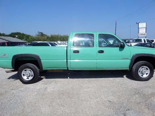 2003 Chevrolet Silverado 2500HD for sale at AUTO FLEET REMARKETING, INC. in Van Alstyne TX