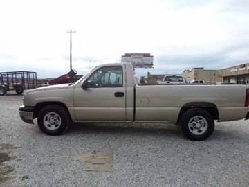 2004 Chevrolet Silverado 1500 for sale at AUTO FLEET REMARKETING, INC. in Van Alstyne TX