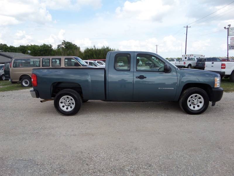 2011 Chevrolet Silverado 1500 for sale at AUTO FLEET REMARKETING, INC. in Van Alstyne TX