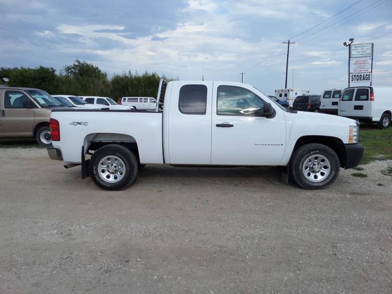 2009 Chevrolet Silverado 1500 for sale at AUTO FLEET REMARKETING, INC. in Van Alstyne TX