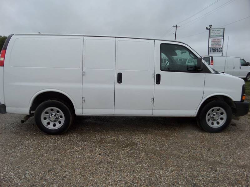 2011 Chevrolet Express Cargo for sale at AUTO FLEET REMARKETING, INC. in Van Alstyne TX