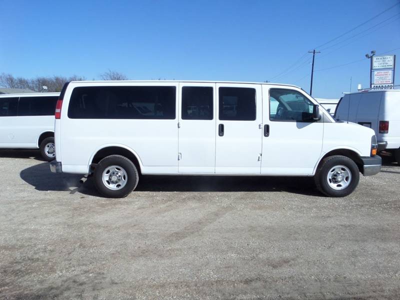 2010 Chevrolet Express Passenger - Van Alstyne, TX