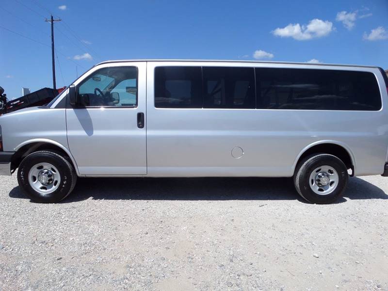 2010 Chevrolet Express Passenger for sale at AUTO FLEET REMARKETING, INC. in Van Alstyne TX