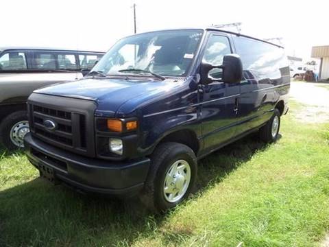 2011 Ford E-Series Cargo for sale at AUTO FLEET REMARKETING, INC. in Van Alstyne TX