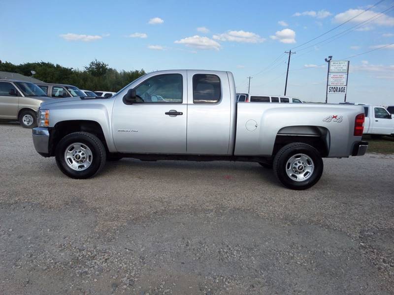 2013 Chevrolet Silverado 2500HD for sale at AUTO FLEET REMARKETING, INC. in Van Alstyne TX