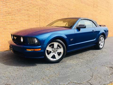 2006 Ford Mustang for sale at DUNCAN AUTO SALES, INC in Cartersville GA