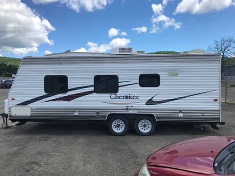 2006 Forest River Cherokee Lite  M-25W for sale at PJ'S Auto & RV in Ithaca NY