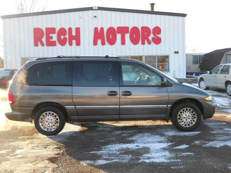1998 Chrysler Town and Country for sale at Rech Motors in Princeton MN