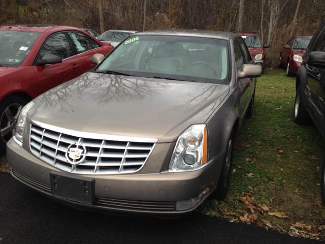 2006 Cadillac DTS for sale at Boardman Auto Mall in Boardman OH