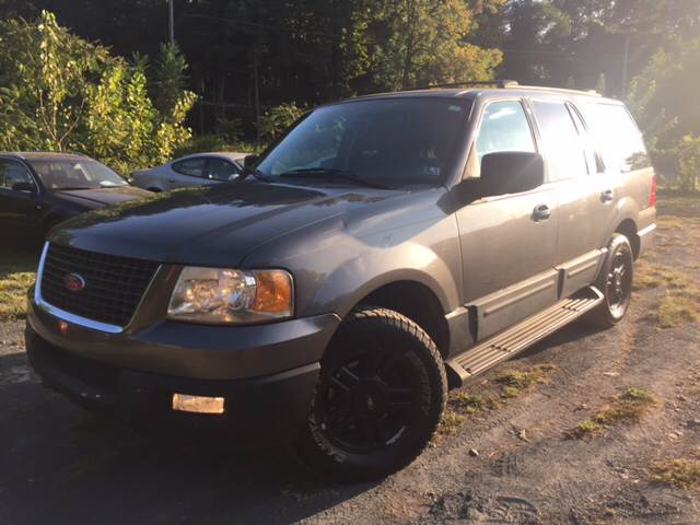 2003 Ford Expedition for sale at Divan Auto Group in Feasterville Trevose PA