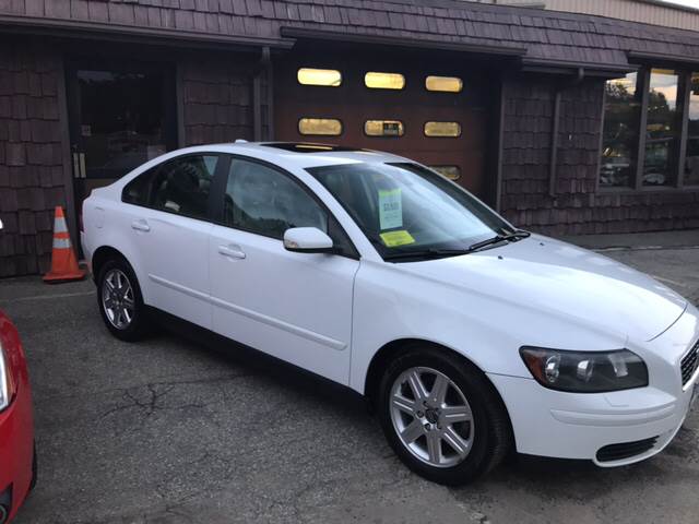 2006 Volvo S40 for sale at Standard Auto - CheapCarsWorcester.com in Worcester MA