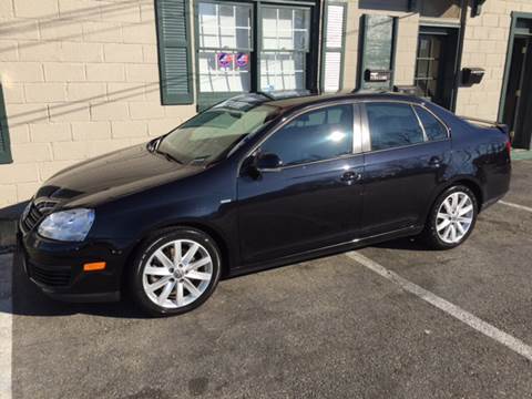 2010 Volkswagen Jetta for sale at Distinct Motors LLC in Mechanicsville VA