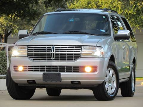 2007 Lincoln Navigator for sale at Dallas Car R Us in Dallas TX