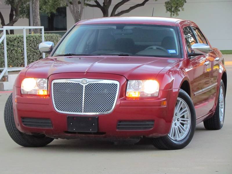2008 Chrysler 300 for sale at Dallas Car R Us in Dallas TX