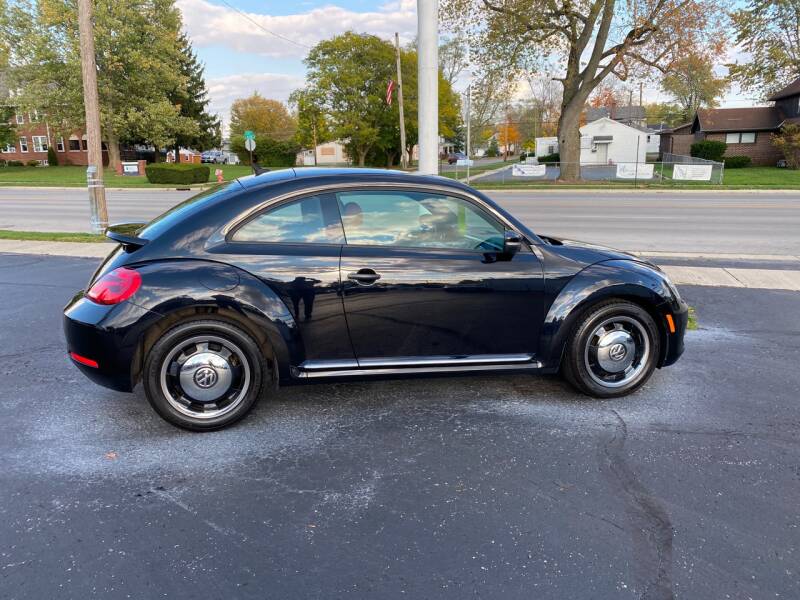 2016 Volkswagen Beetle - Findlay, OH