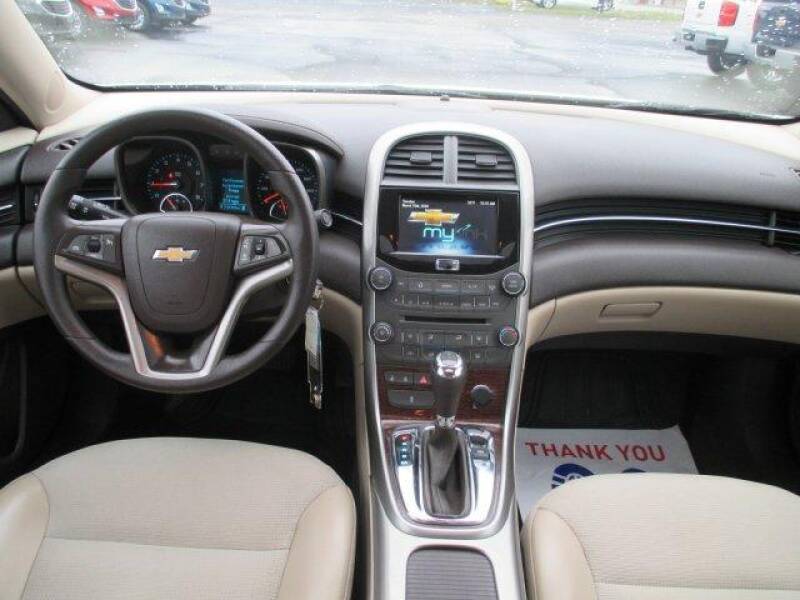 2013 Chevrolet Malibu LT (image 8)