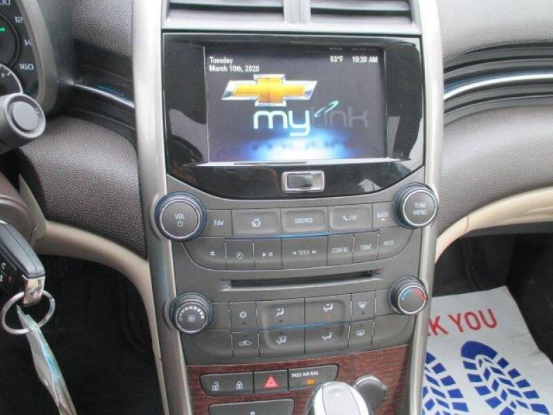 2013 Chevrolet Malibu LT (image 18)