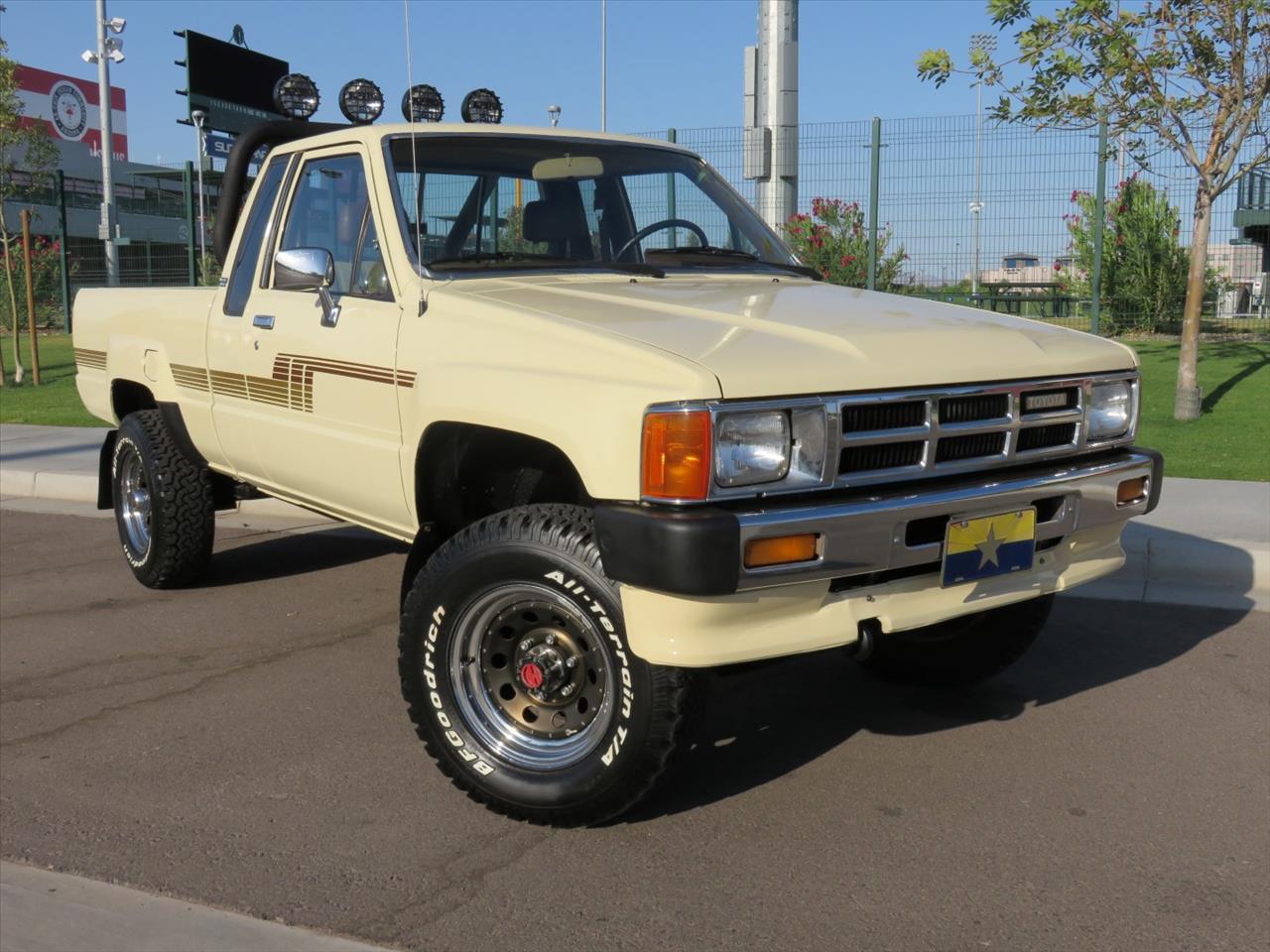1986 Toyota Pickup Deluxe