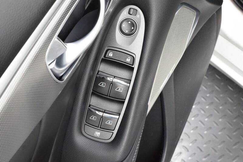 2017 Infiniti Q50 3.0T Premium (image 12)
