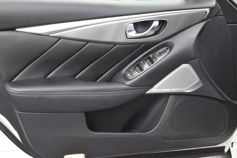 2017 Infiniti Q50 3.0T Premium (image 11)