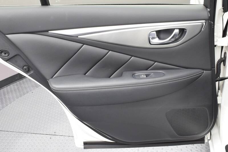 2017 Infiniti Q50 3.0T Premium (image 14)