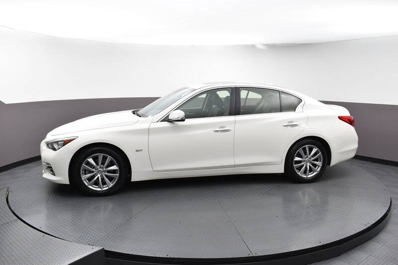 2017 Infiniti Q50 3.0T Premium (image 3)