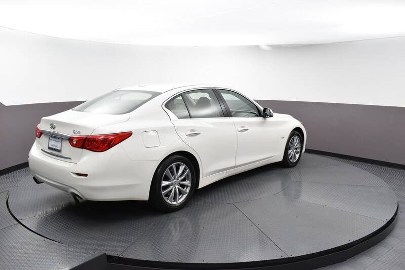 2017 Infiniti Q50 3.0T Premium (image 4)