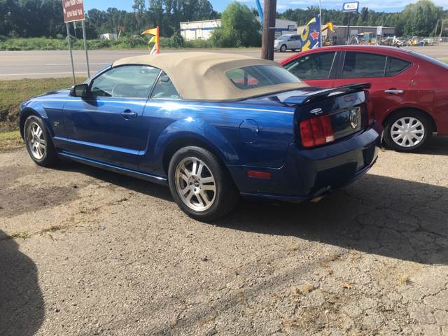 2006 Ford Mustang for sale at BEST AUTO SALES in Russellville AR