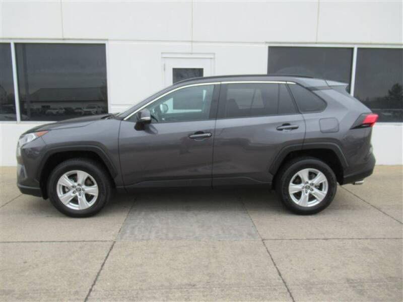 2019 Toyota RAV4 XLE (image 37)