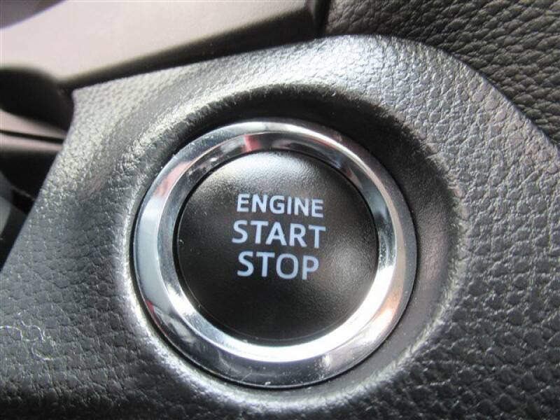 2019 Toyota RAV4 XLE (image 23)