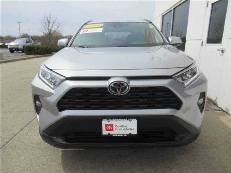 2019 Toyota RAV4 XLE (image 32)