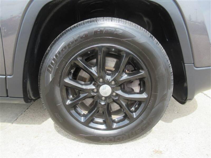 2017 Jeep Cherokee Latitude (image 31)