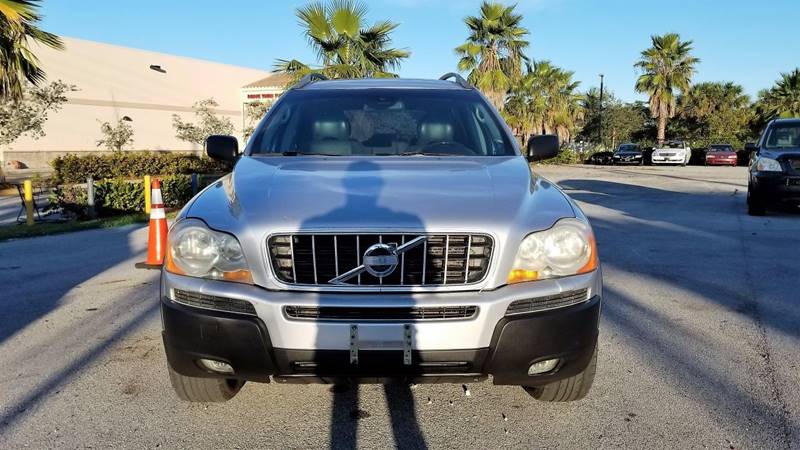 2004 Volvo XC90 for sale at PRIME AUTO CENTER in Palm Springs FL
