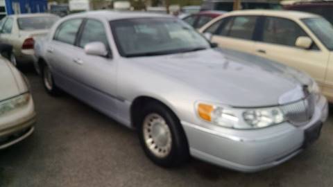 2001 Lincoln Town Car for sale at AFFORDABLY PRICED CARS LLC in Mountain Home ID