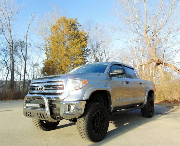 2014 Toyota Tundra 4x2 SR5 4dr CrewMax Cab Pickup SB (4.6L V8) In ...