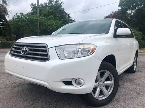2010 Toyota Highlander for sale at LUXURY AUTO MALL in Tampa FL