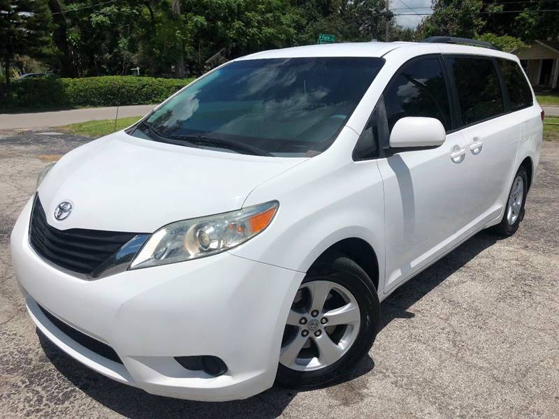 2011 Toyota Sienna for sale at LUXURY AUTO MALL in Tampa FL