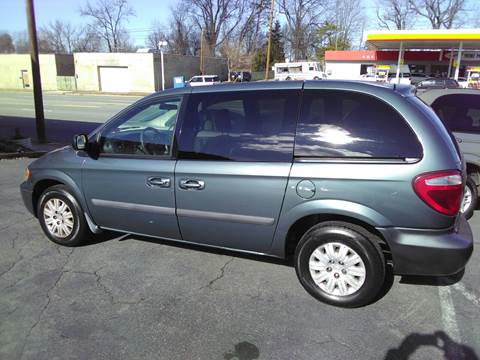 2006 Chrysler Town and Country for sale at Williamson's Auto Inc in Burlington NC